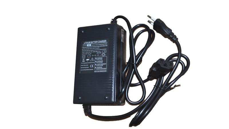 ŞARJ CİHAZI (E-CARGO LITHIUM)